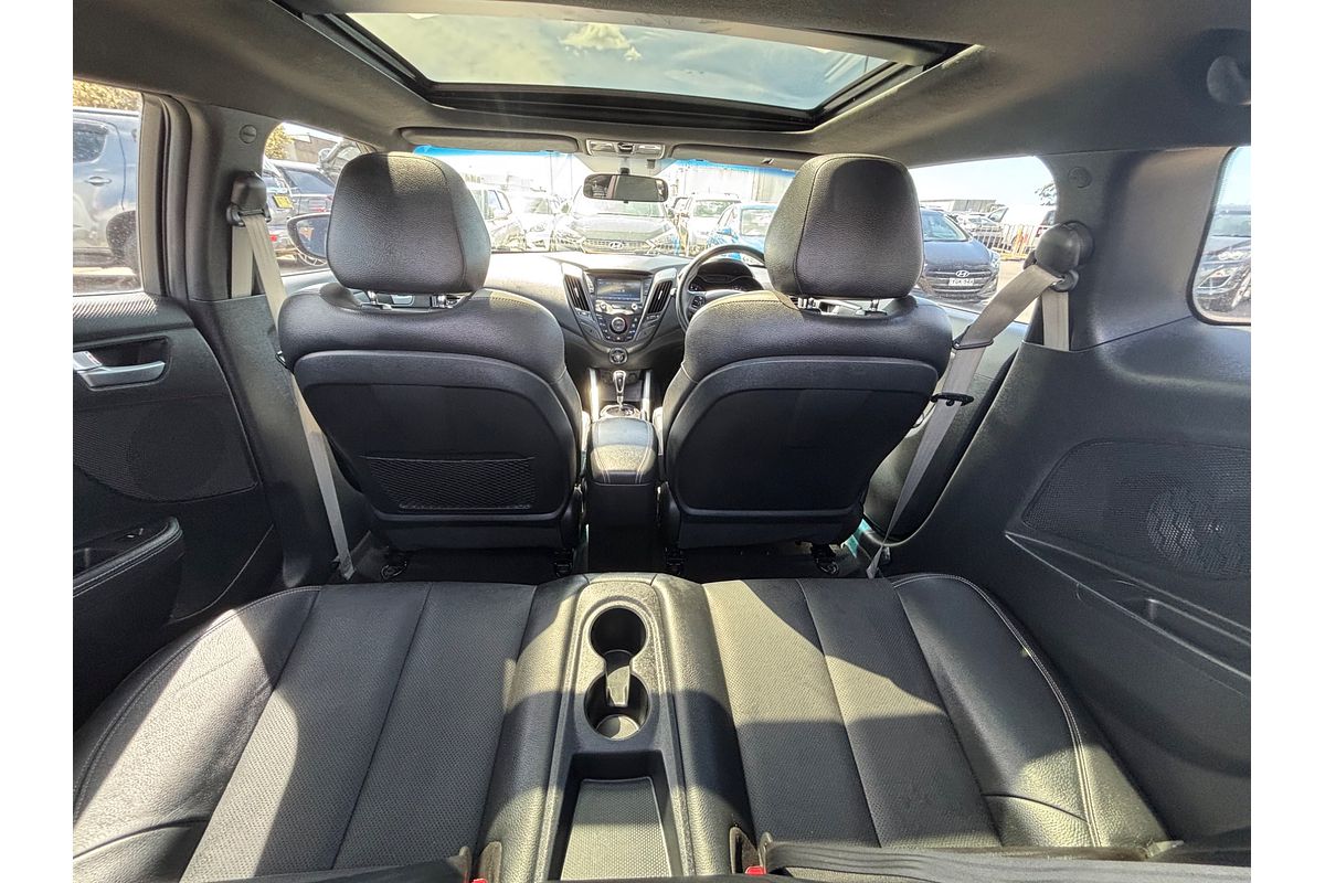 2016 Hyundai Veloster SR Turbo + FS4 Series II