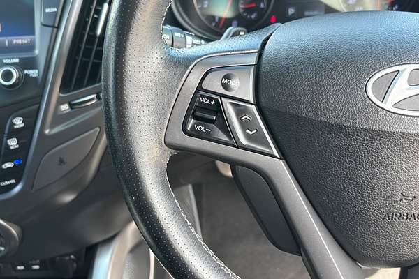 2016 Hyundai Veloster SR Turbo + FS4 Series II