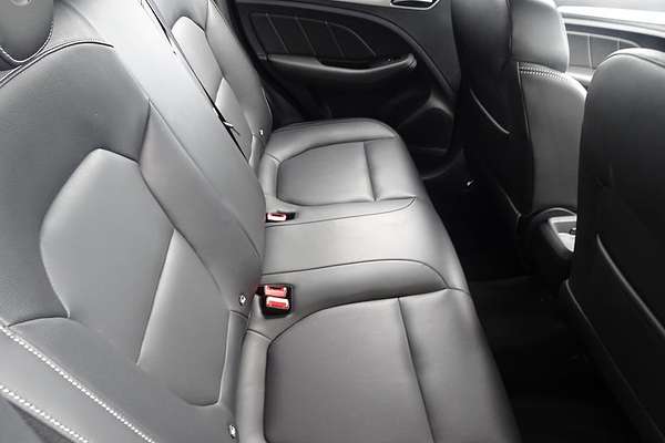 2022 MG ZS Excite AZS1