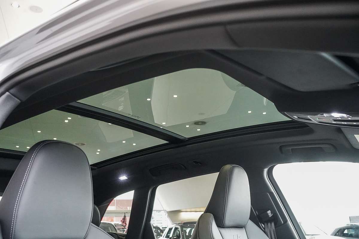 2025 Audi SQ5 TFSI FY