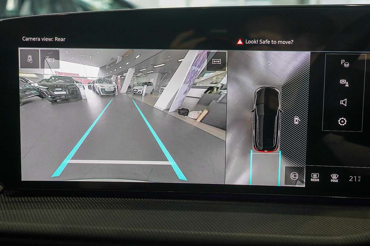 2025 Audi SQ5 TFSI FY