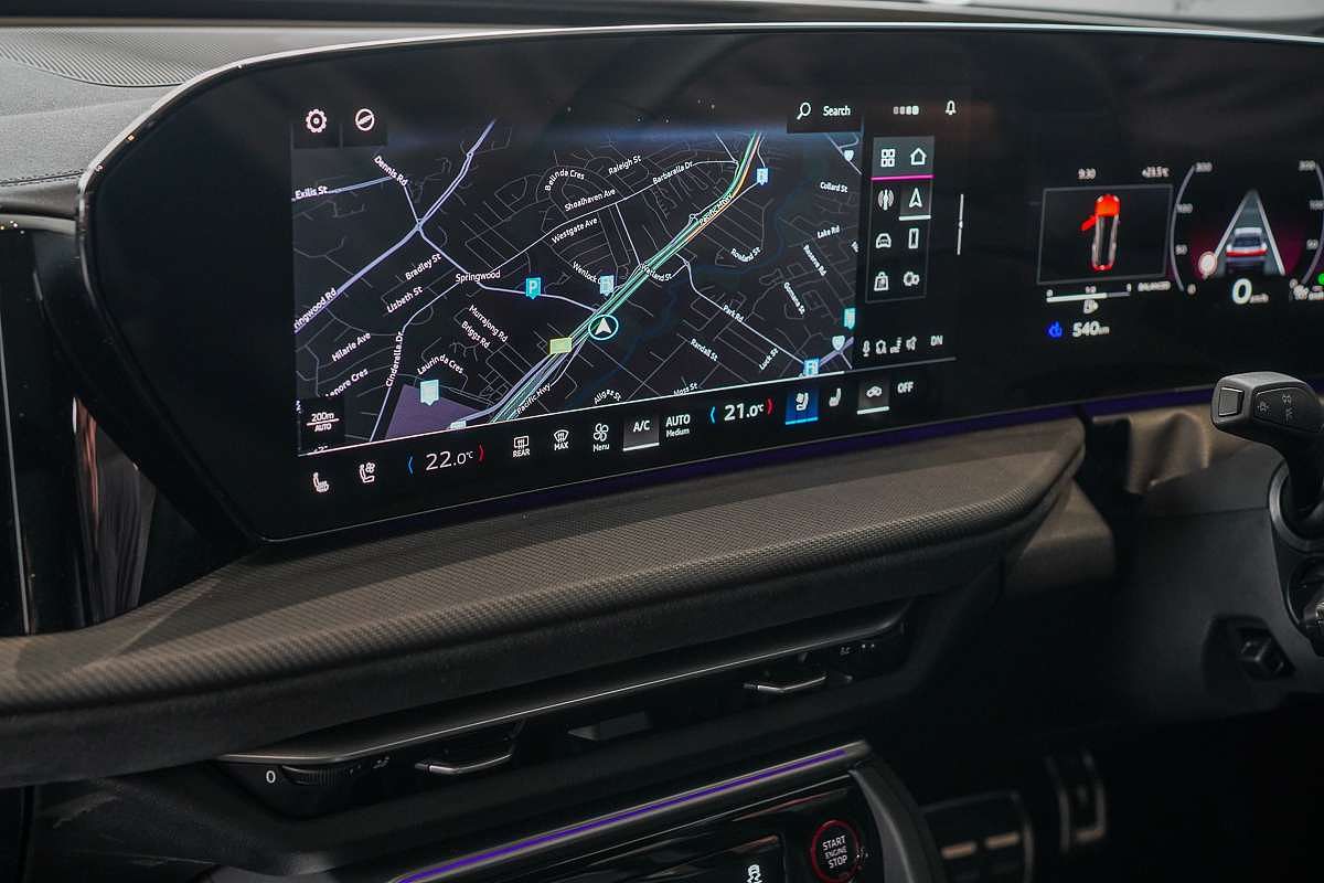 2025 Audi SQ5 TFSI FY