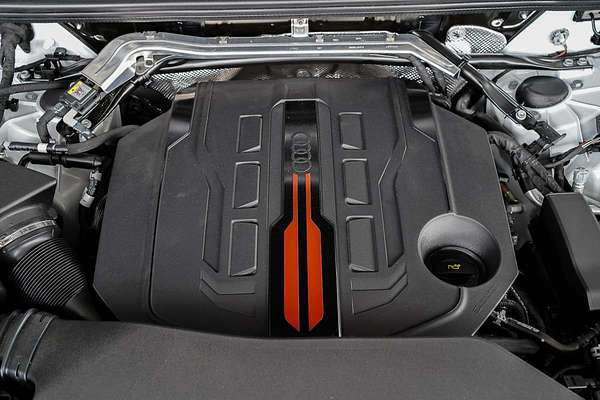 2025 Audi SQ5 TFSI FY