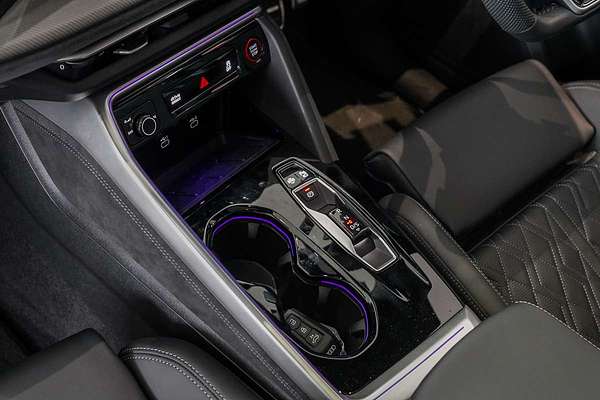 2025 Audi SQ5 TFSI FY