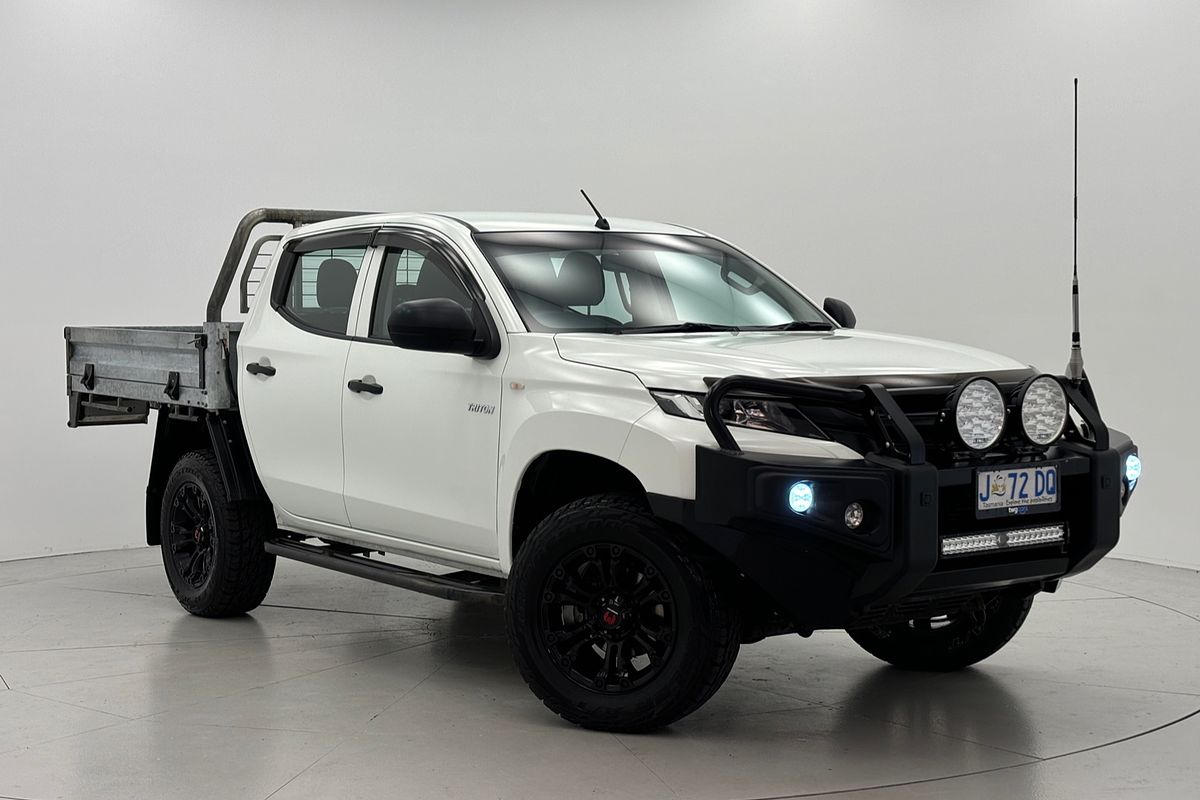 2020 Mitsubishi MR Triton GLX 2.4L D 6M/T 4X4 DC CC 2020 Mitsubishi MR Triton GLX 2.4L D 6M/T 4X4 DC CC