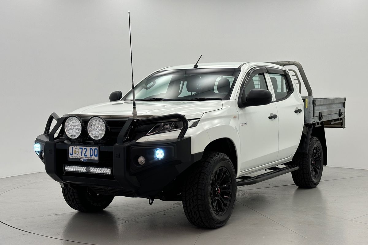 2020 Mitsubishi MR Triton GLX 2.4L D 6M/T 4X4 DC CC 2020 Mitsubishi MR Triton GLX 2.4L D 6M/T 4X4 DC CC