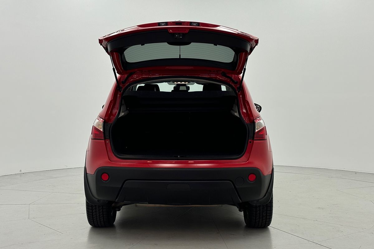 2013 NISSAN DUALIS Ti (4x2) AUTO 4D WAGON 4CYL