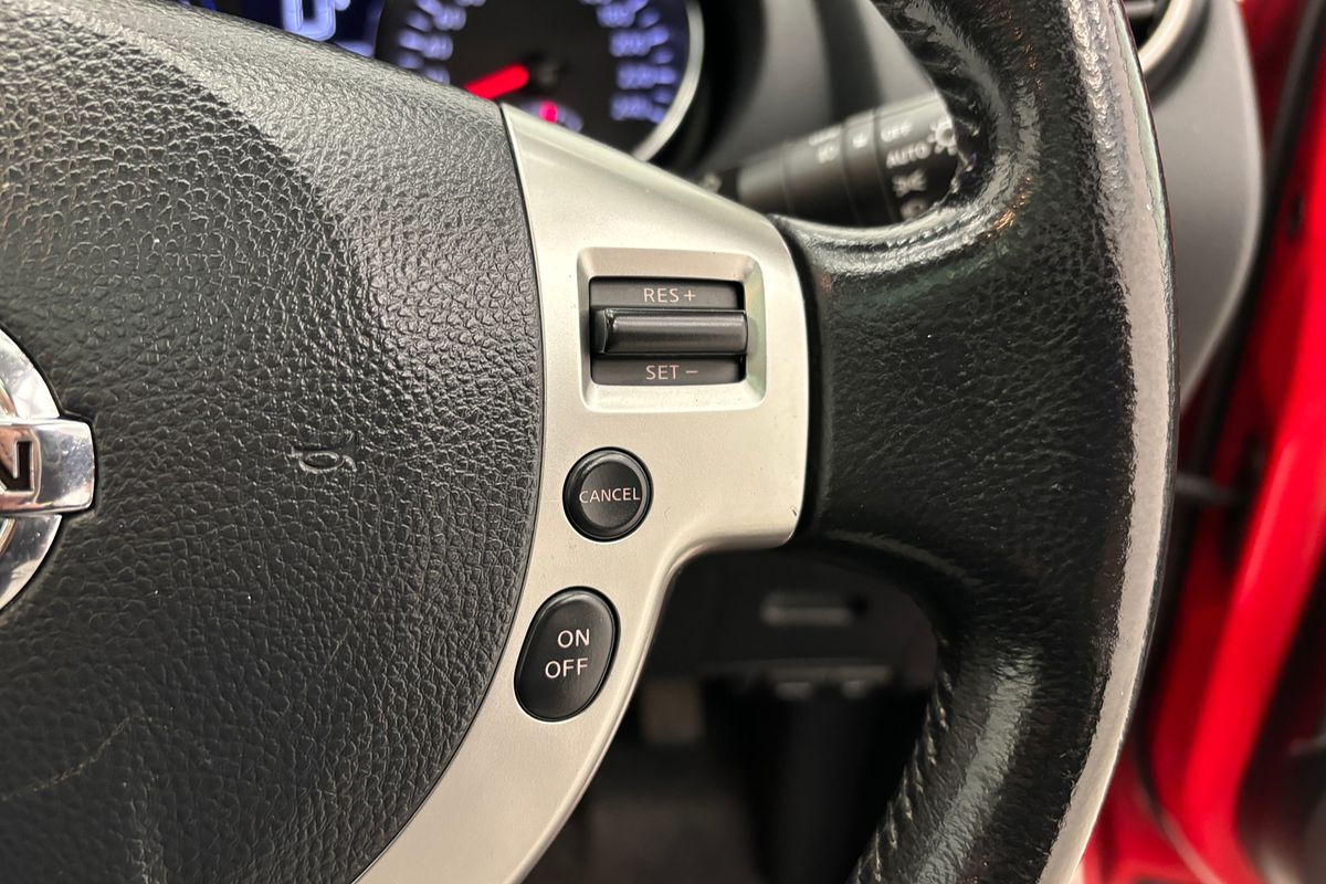 2013 NISSAN DUALIS Ti (4x2) AUTO 4D WAGON 4CYL