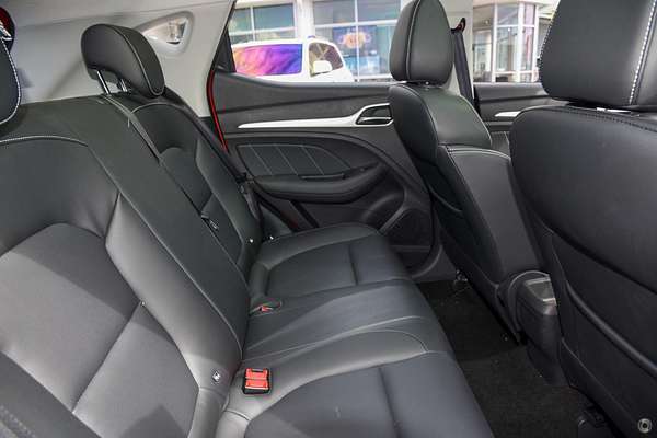 2021 MG ZS Essence AZS1