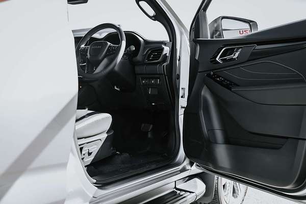 2025 Isuzu MU-X LS-T