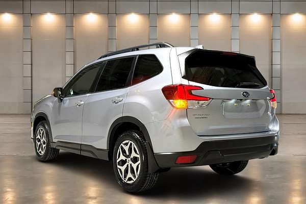 2023 Subaru Forester 2.5i S5