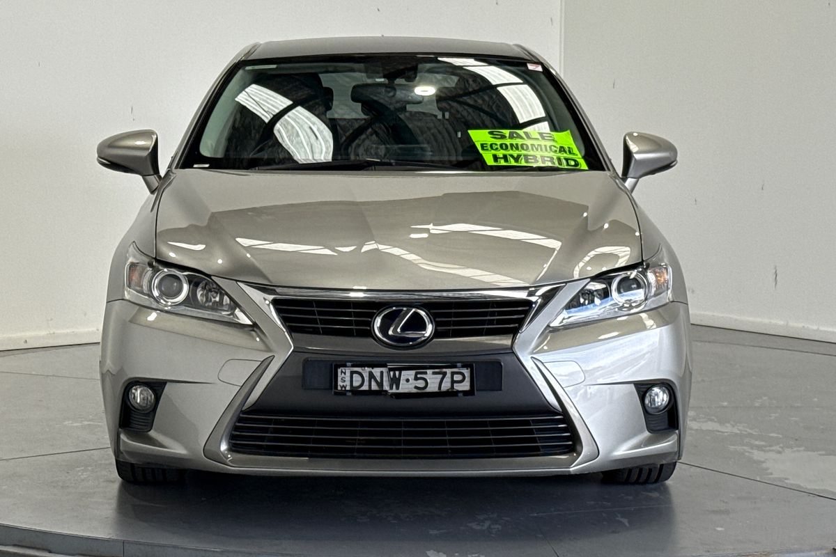 2017 Lexus CT LIMITED EDITION ZWA10R MY17