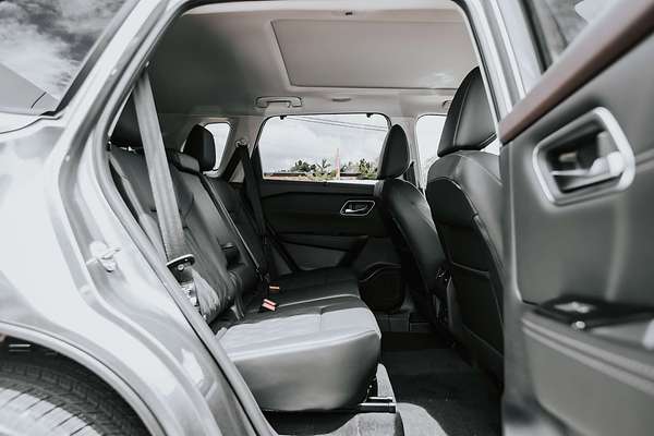 2025 Nissan X-TRAIL Ti-L T33