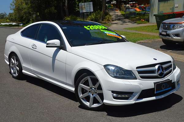 2015 Mercedes-Benz C-Class C250 Avantgarde C204