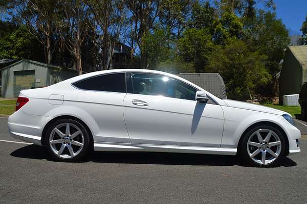 2015 Mercedes-Benz C-Class C250 Avantgarde C204