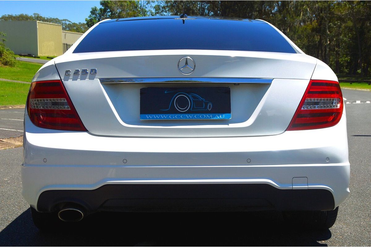2015 Mercedes-Benz C-Class C250 Avantgarde C204