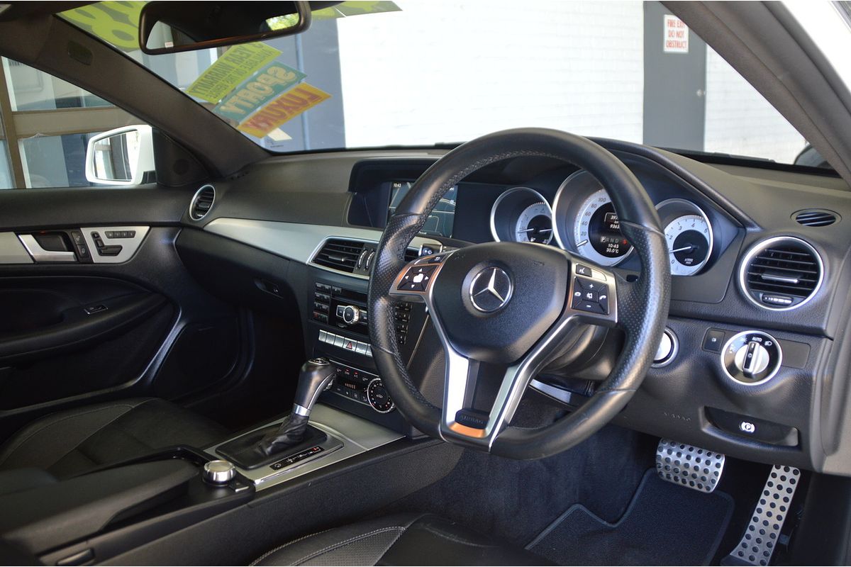 2015 Mercedes-Benz C-Class C250 Avantgarde C204