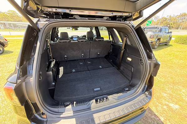 2023 Ford Everest Platinum 3.0L