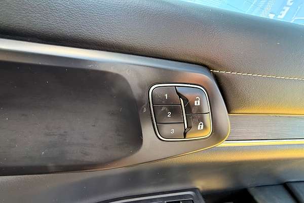 2023 Ford Everest Platinum 3.0L