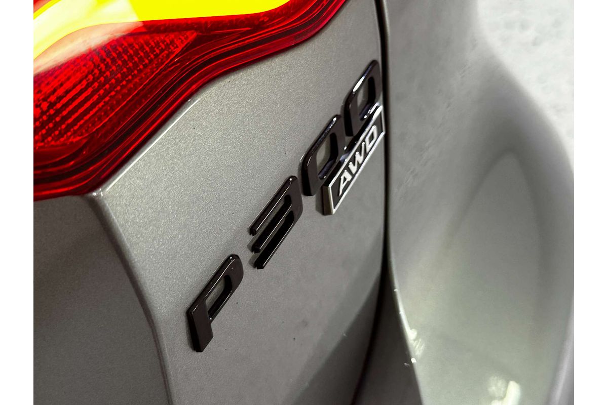 2021 Jaguar XE P300 R-Dynamic Black X760