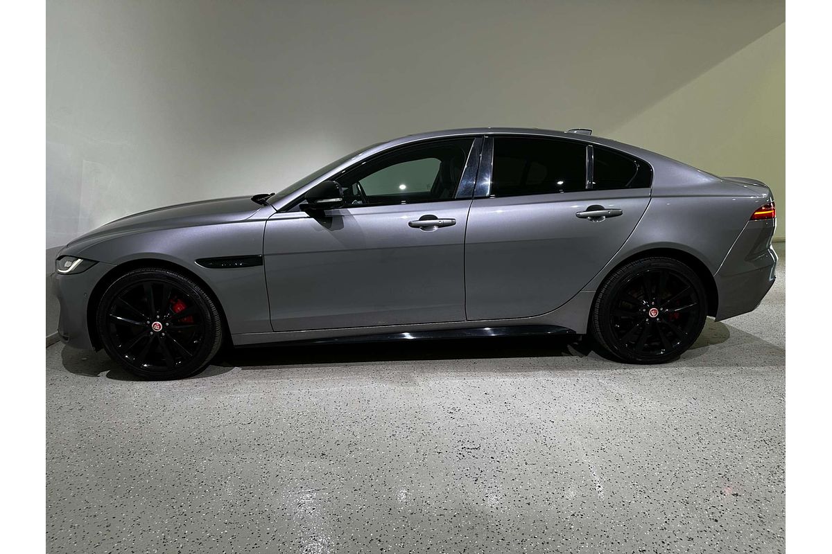 2021 Jaguar XE P300 R-Dynamic Black X760