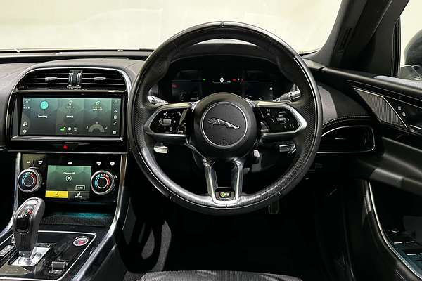 2021 Jaguar XE P300 R-Dynamic Black X760