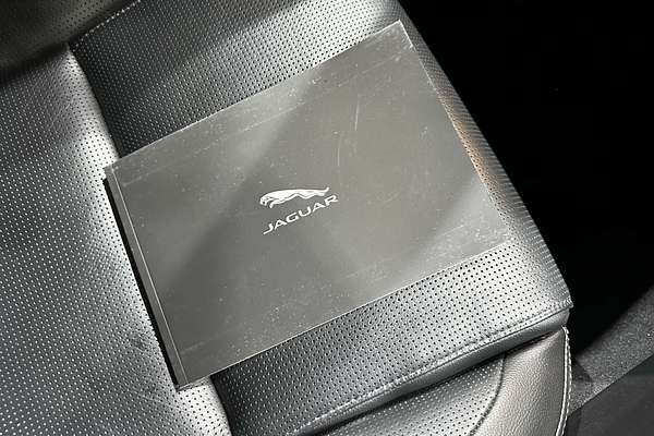 2021 Jaguar XE P300 R-Dynamic Black X760