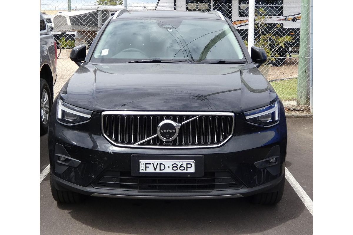 2024 Volvo XC40 Plus B4