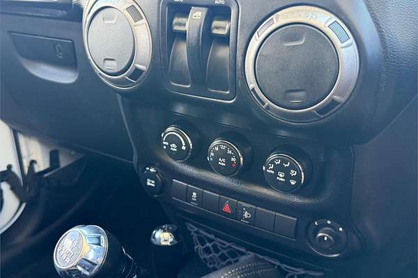 2016 Jeep Wrangler SPORT (4x4) JK MY16