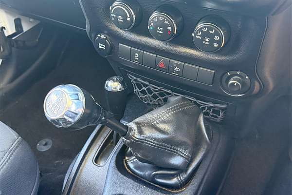 2016 Jeep Wrangler SPORT (4x4) JK MY16