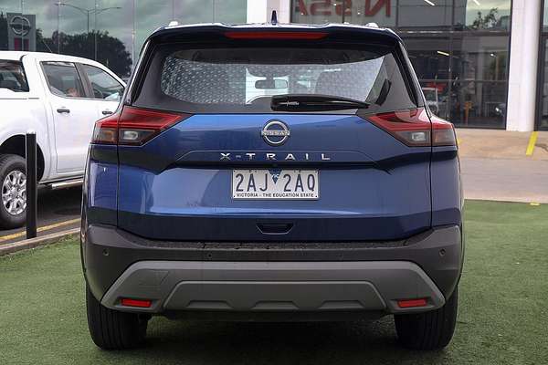 2024 Nissan X-TRAIL ST T33