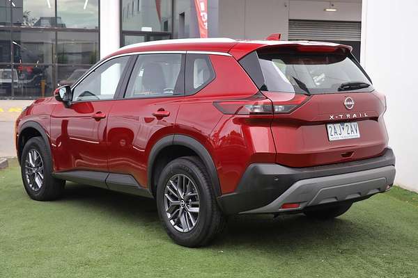 2025 Nissan X-TRAIL ST T33