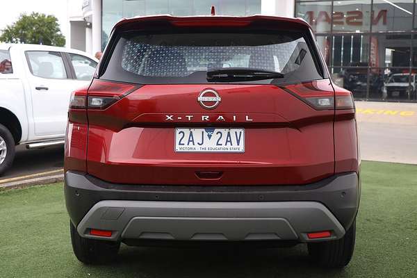 2025 Nissan X-TRAIL ST T33