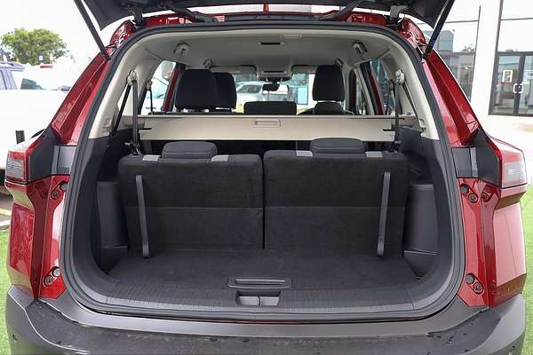 2025 Nissan X-TRAIL ST T33