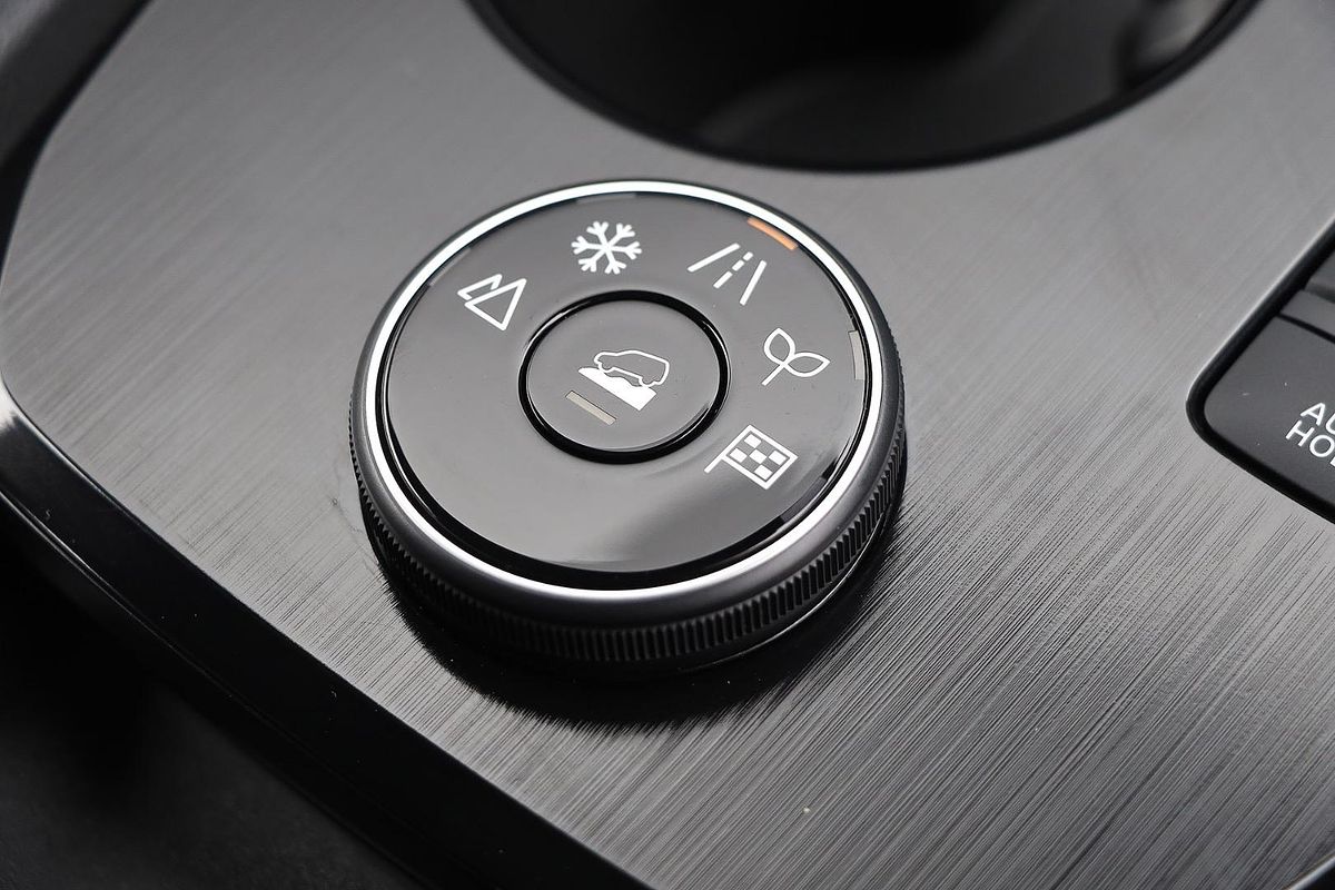 2025 Nissan X-TRAIL ST T33