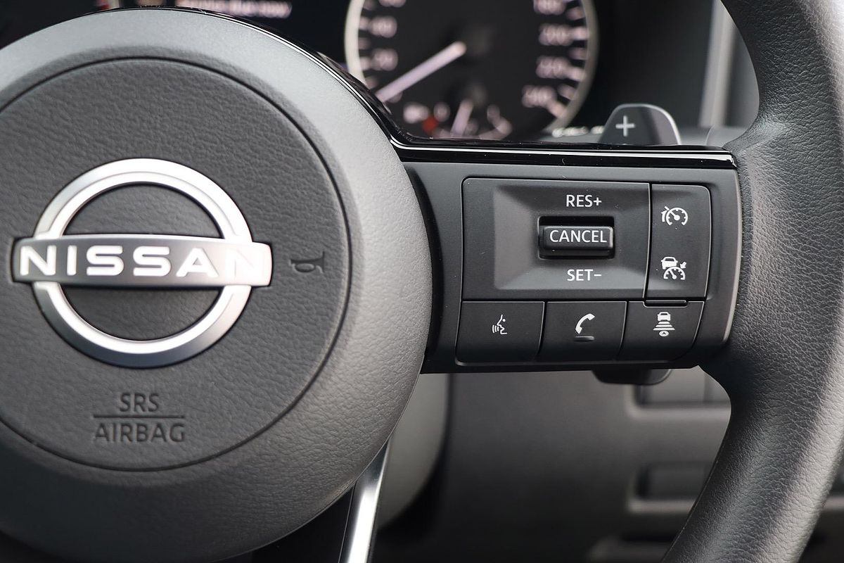 2025 Nissan X-TRAIL ST T33