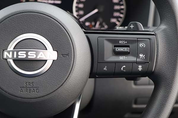 2025 Nissan X-TRAIL ST T33