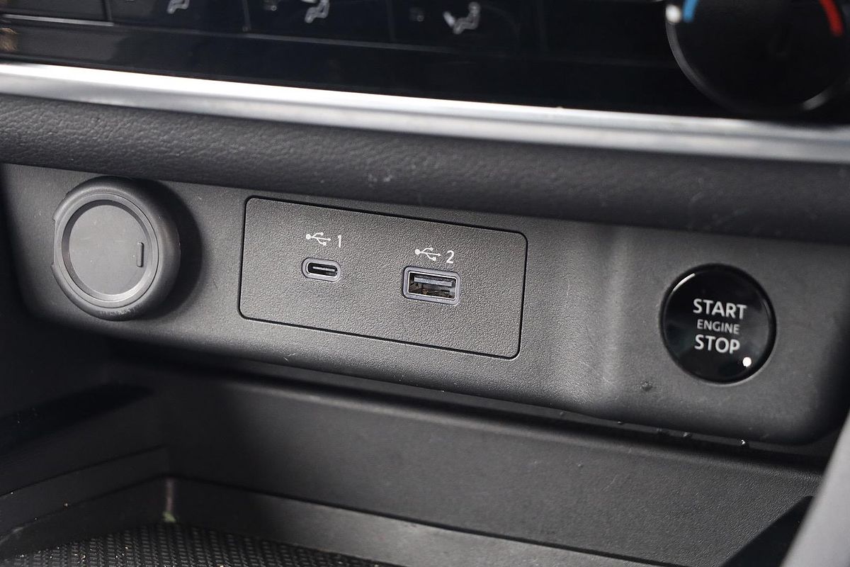 2025 Nissan X-TRAIL ST T33