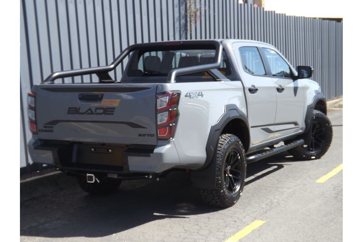 2025 Isuzu D-MAX BLADE 4X4