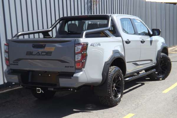 2025 Isuzu D-MAX BLADE 4X4