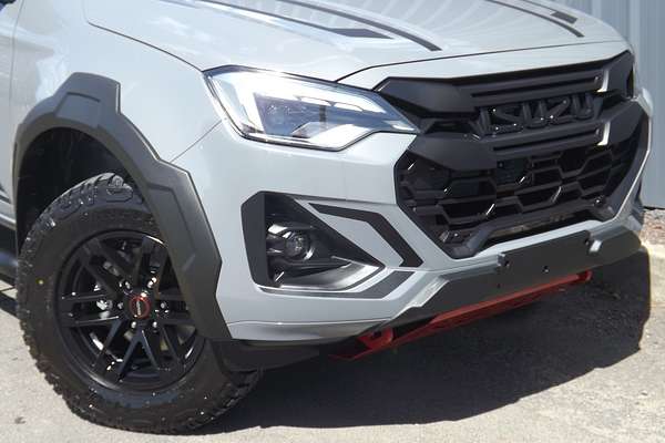 2025 Isuzu D-MAX BLADE 4X4