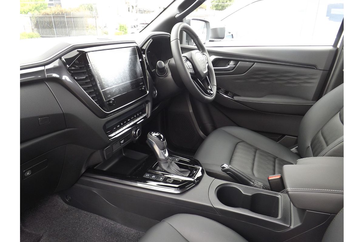 2025 Isuzu D-MAX BLADE 4X4