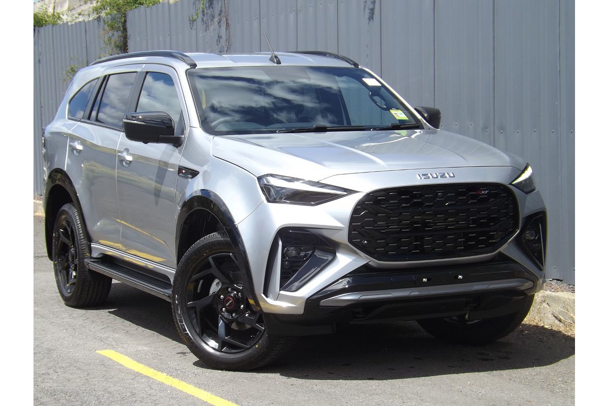 2025 Isuzu MU-X X-TERRAIN