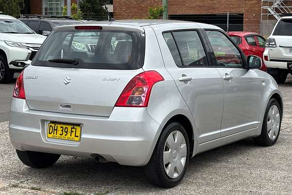 2007 Suzuki Swift RS415