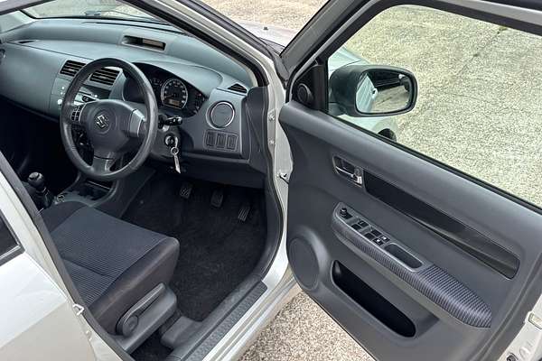 2007 Suzuki Swift RS415