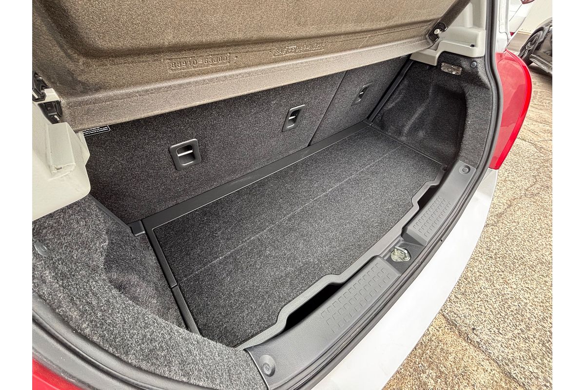 2007 Suzuki Swift RS415