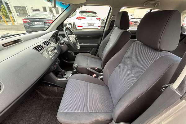 2007 Suzuki Swift RS415