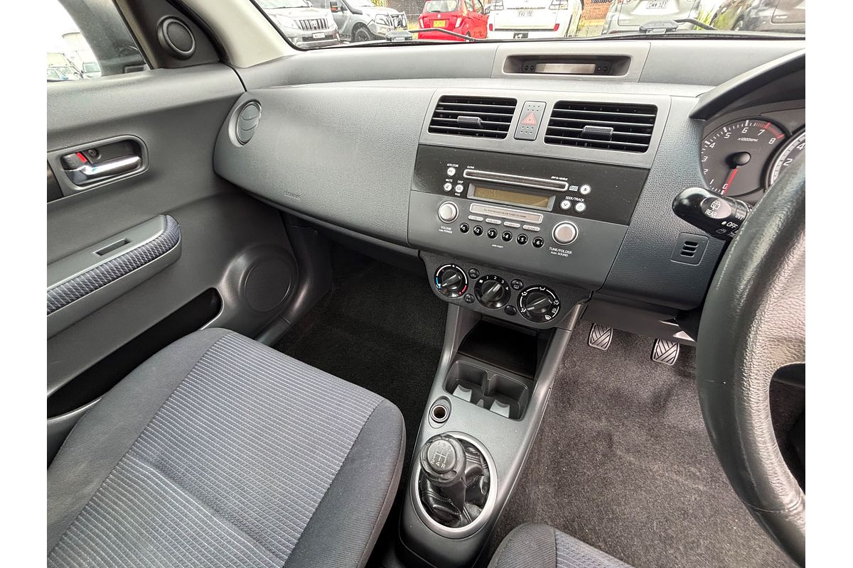 2007 Suzuki Swift RS415