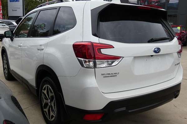 2023 Subaru Forester 2.5i S5
