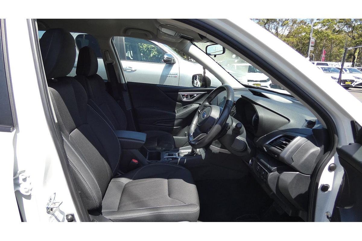 2023 Subaru Forester 2.5i S5